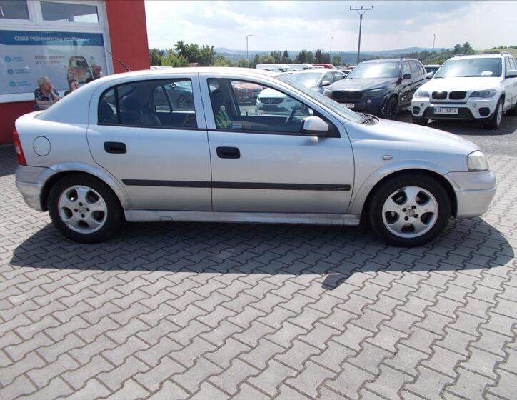 Opel Astra 7