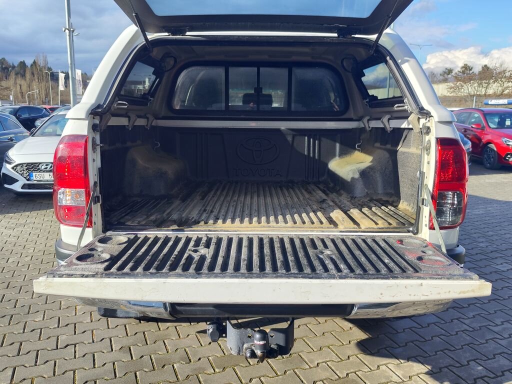 Toyota Hilux Pick-up 2,8 l 150 kw