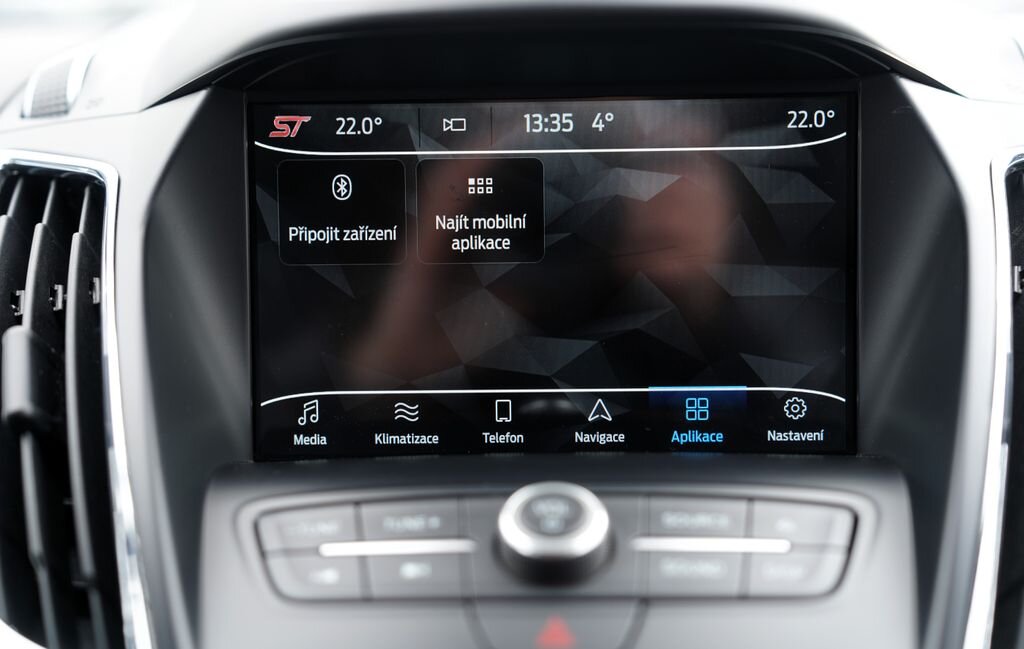 Ford Kuga SUV / Terénní 2,0 l 132 kw