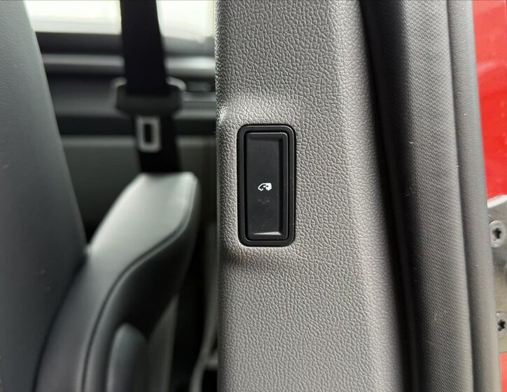 Ford Tourneo Custom Kombi 2,5 l 171 kw