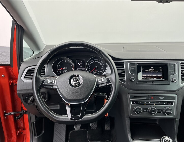 Volkswagen Golf Sportsvan 23