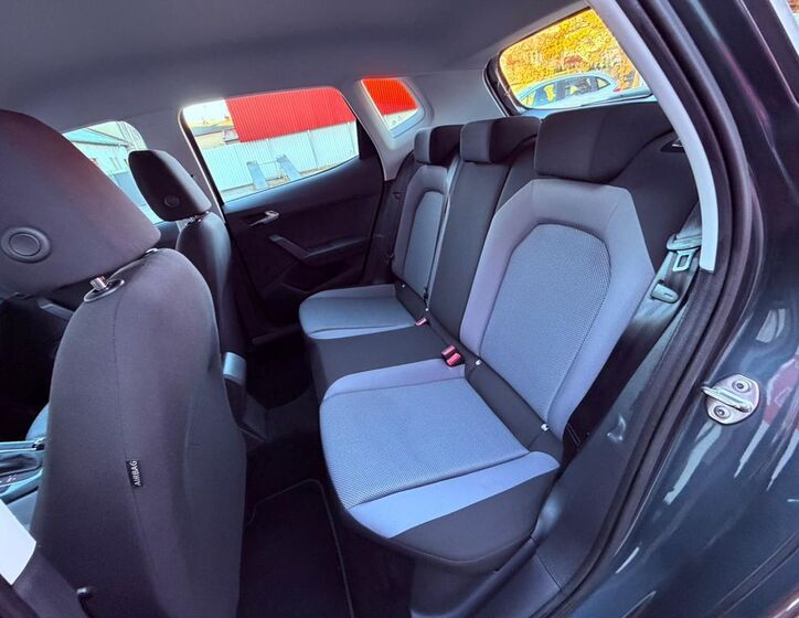 Seat Arona 12