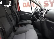 Renault Trafic 12