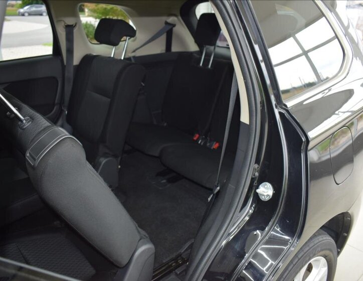 Mitsubishi Outlander SUV 2,3 l 110 kw