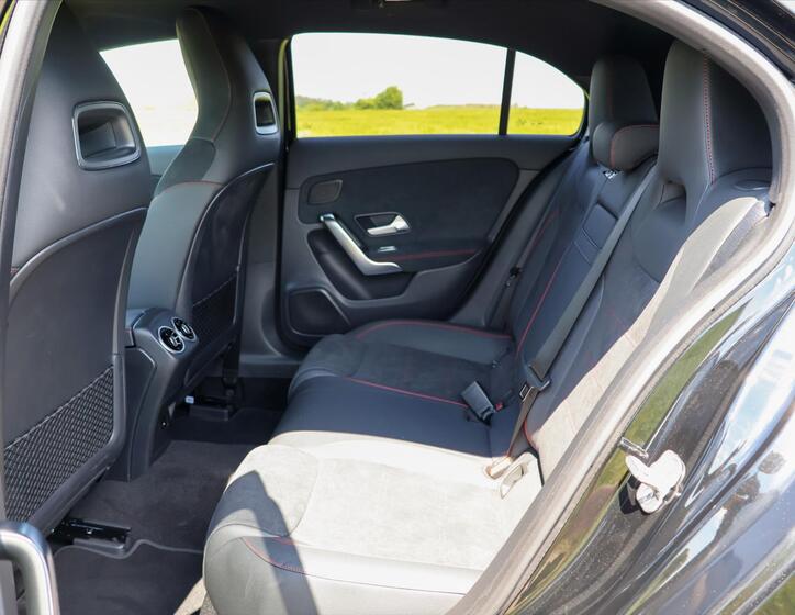 Mercedes-Benz Třídy A 16