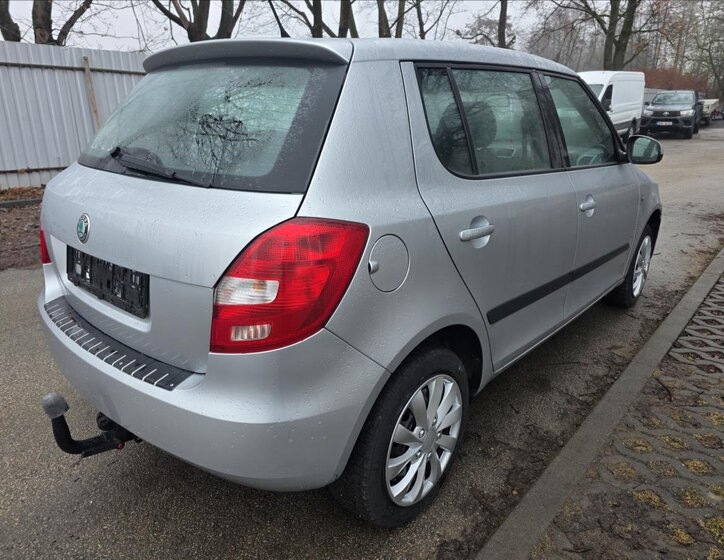 Škoda Fabia Hatchback 1,2 l 44 kw