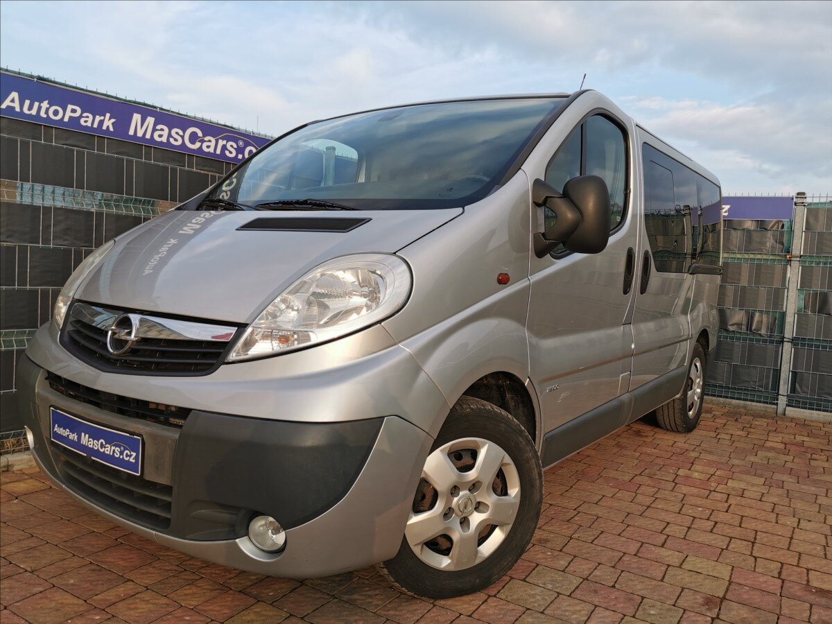 Opel Vivaro Kombi 2,0 l 84 kw