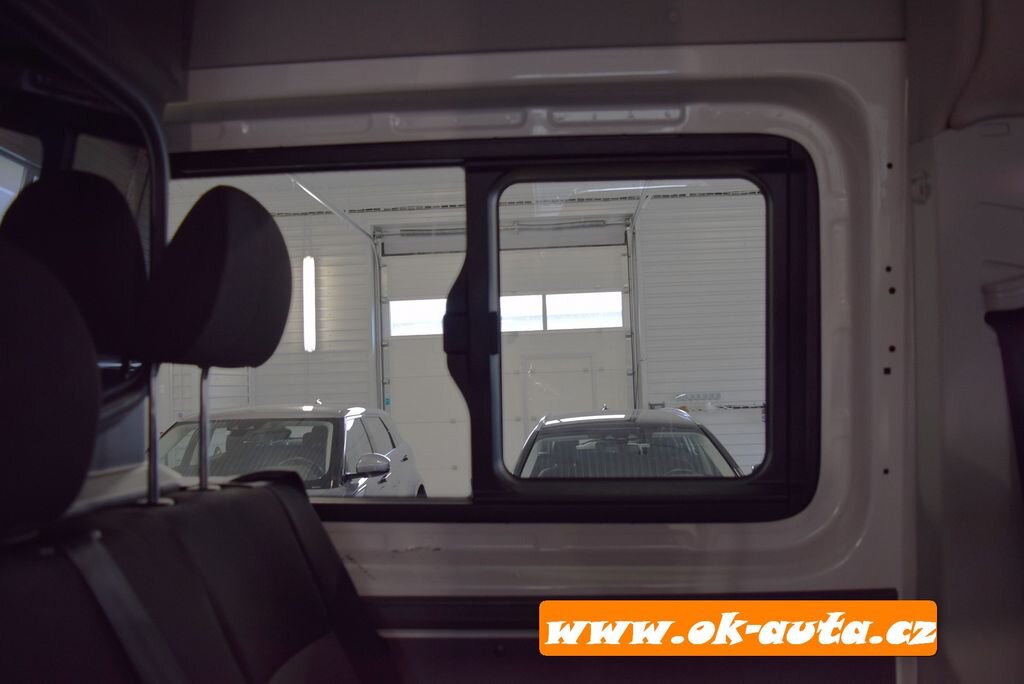 Volkswagen Crafter Skříň 2,0 l 103 kw