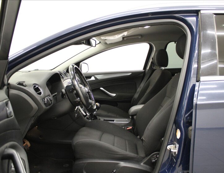 Ford Mondeo Kombi 2,0 l 103 kw