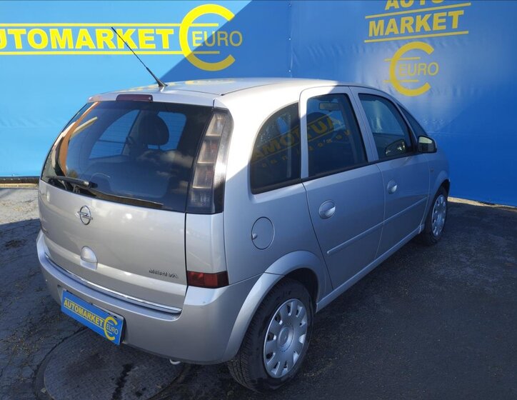 Opel Meriva MPV 1,4 l 66 kw