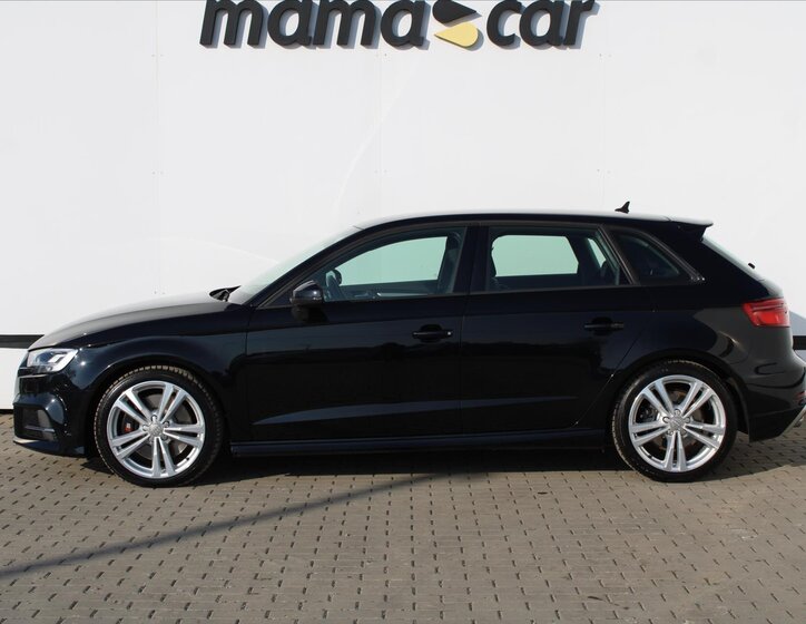 Audi S3 Hatchback 2,0 l 221 kw