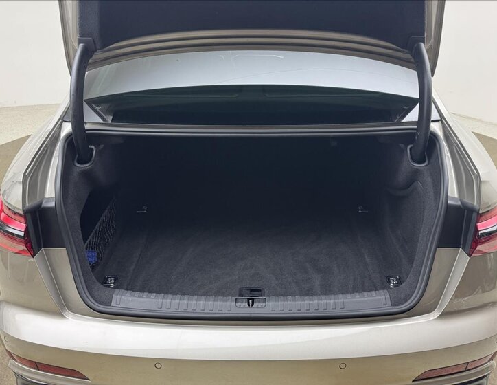 Audi S6 Sedan 3,0 l 257 kw