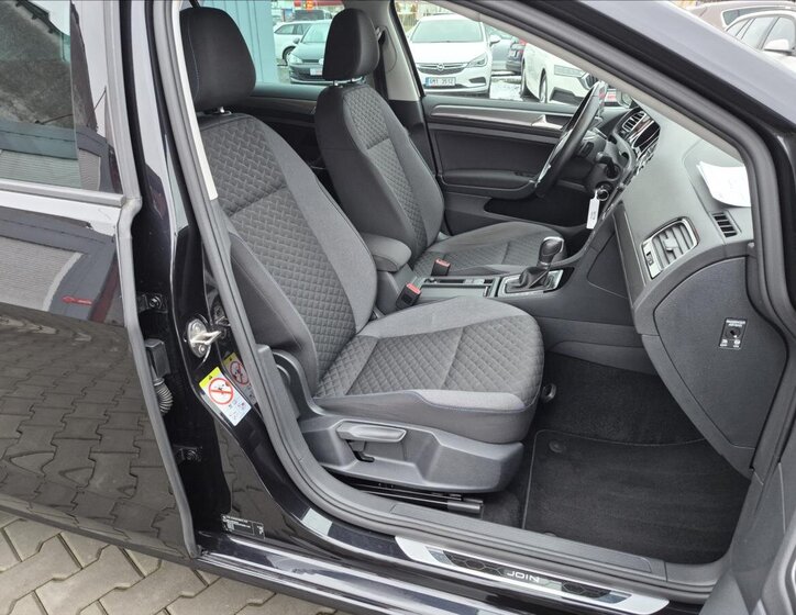 Volkswagen Golf Kombi 1,5 l 110 kw