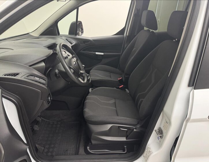 Ford Tourneo Connect 24