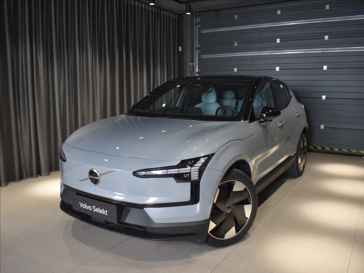 Volvo EX30 SUV / Terénní 0,0 315 kw