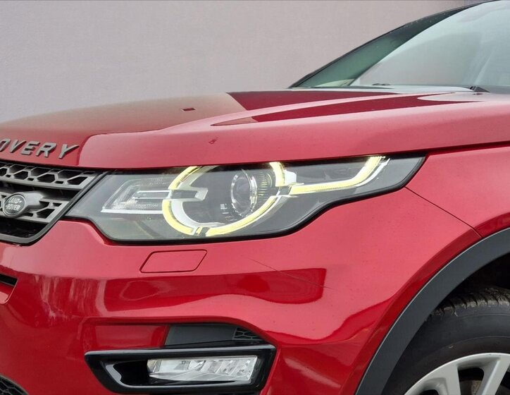 Land Rover Discovery Sport SUV 2,0 l 132 kw