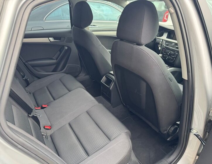 Audi A4 Sedan / Limuzína 1,8 l 88 kw