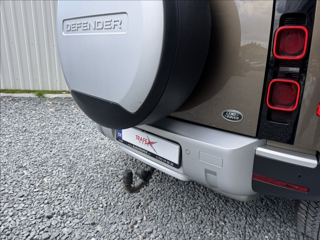 Land Rover Defender SUV / Terénní 3,0 l 221 kw