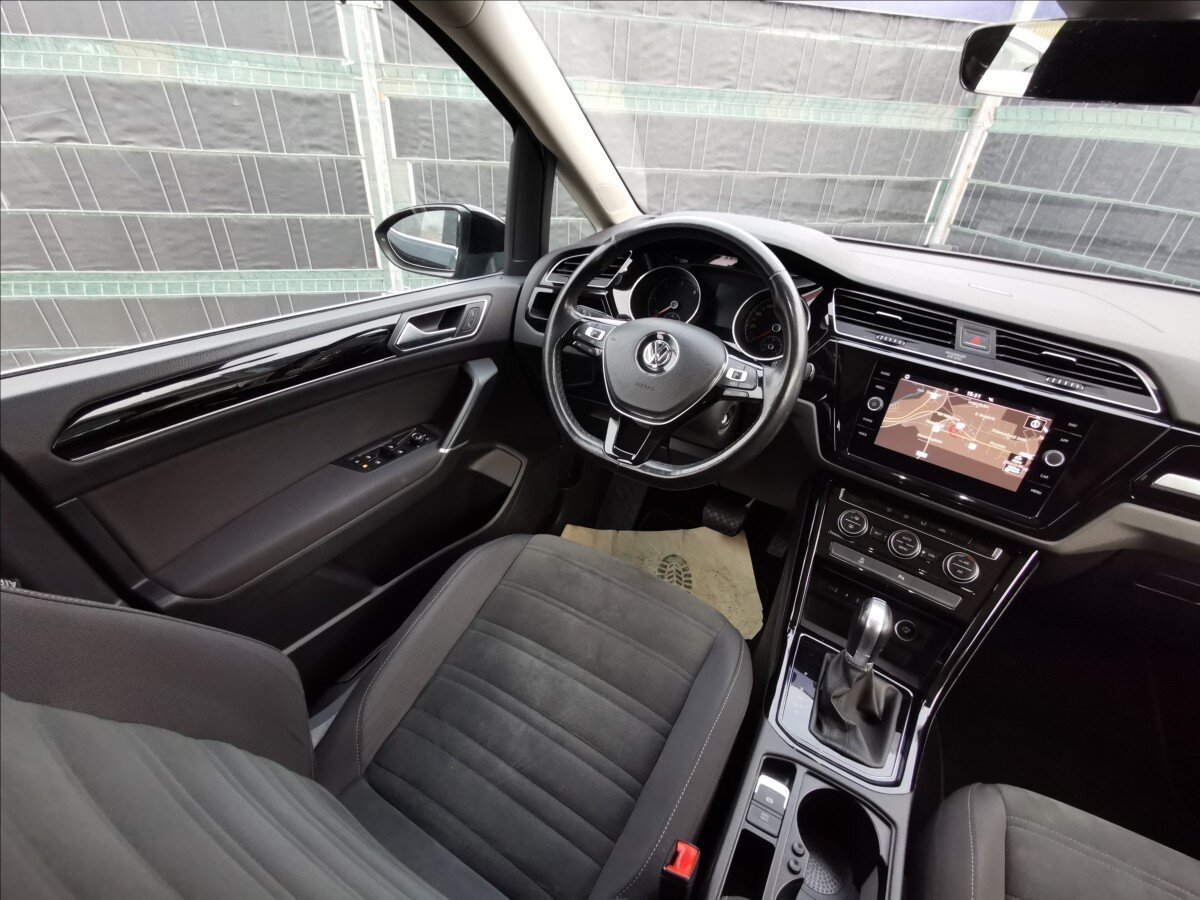 Volkswagen Touran MPV 1,6 l 85 kw