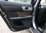 Jaguar XF Kombi 3,0 l 177 kw