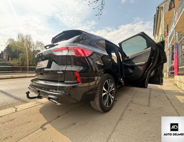 Ford Kuga SUV / Terénní 2,5 l 165 kw