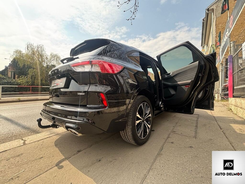 Ford Kuga SUV / Terénní 2,5 l 165 kw