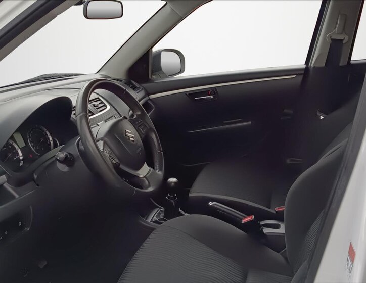 Suzuki Swift Hatchback 1,2 l 69 kw