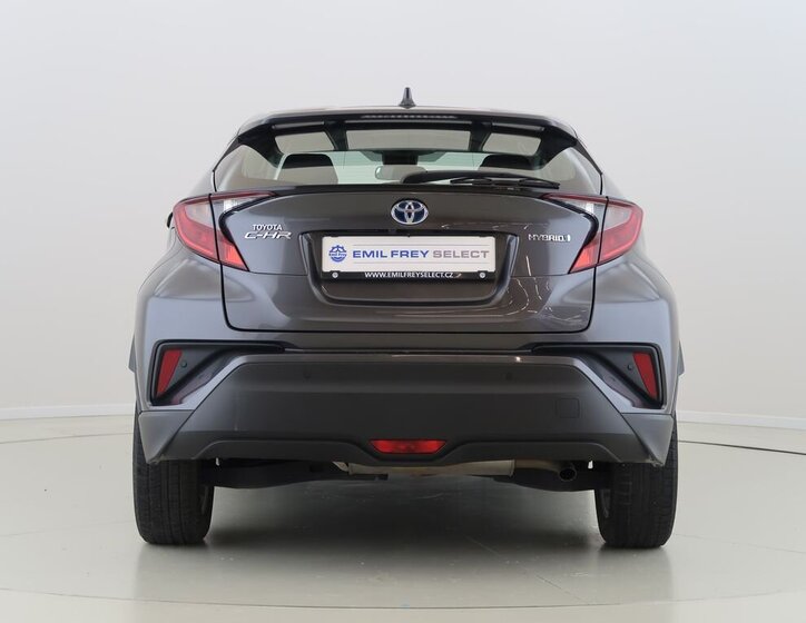 Toyota C-HR 6