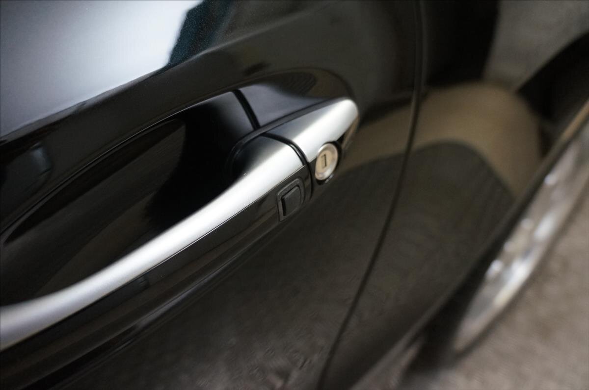 Mercedes-Benz SL Kabriolet 5,5 l 471 kw