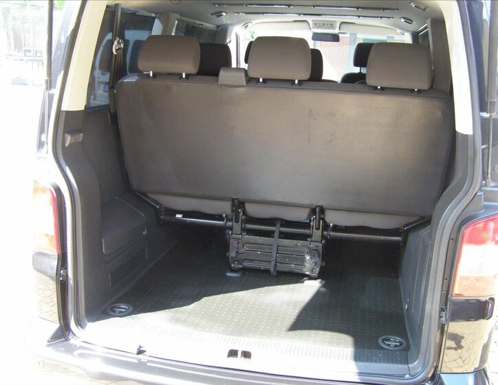 Volkswagen Caravelle 14