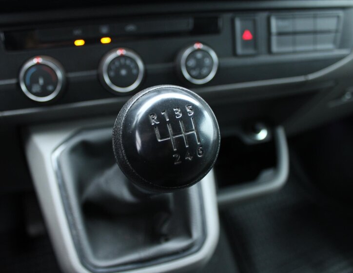 Volkswagen Transporter Kombi 2,0 l 110 kw