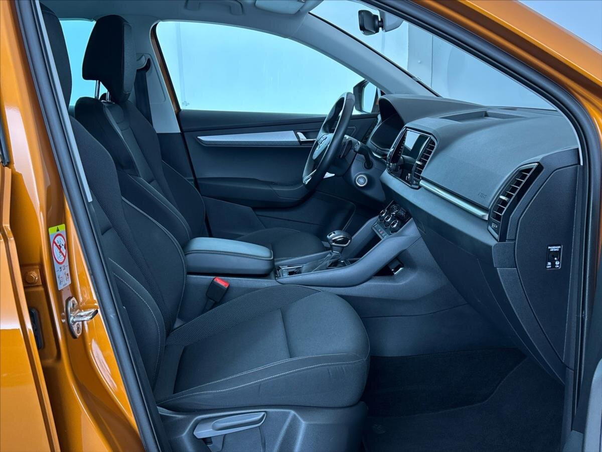 Škoda Karoq SUV / Terénní 1,5 l 110 kw
