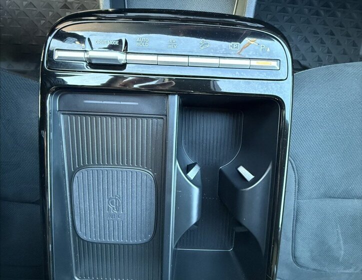 Hyundai Tucson SUV 1,6 l 185 kw