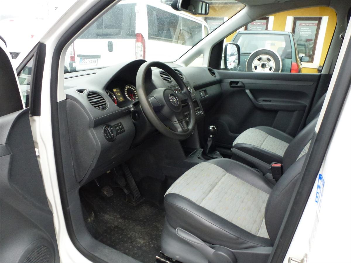 Volkswagen Caddy Skříň 1,6 l 55 kw