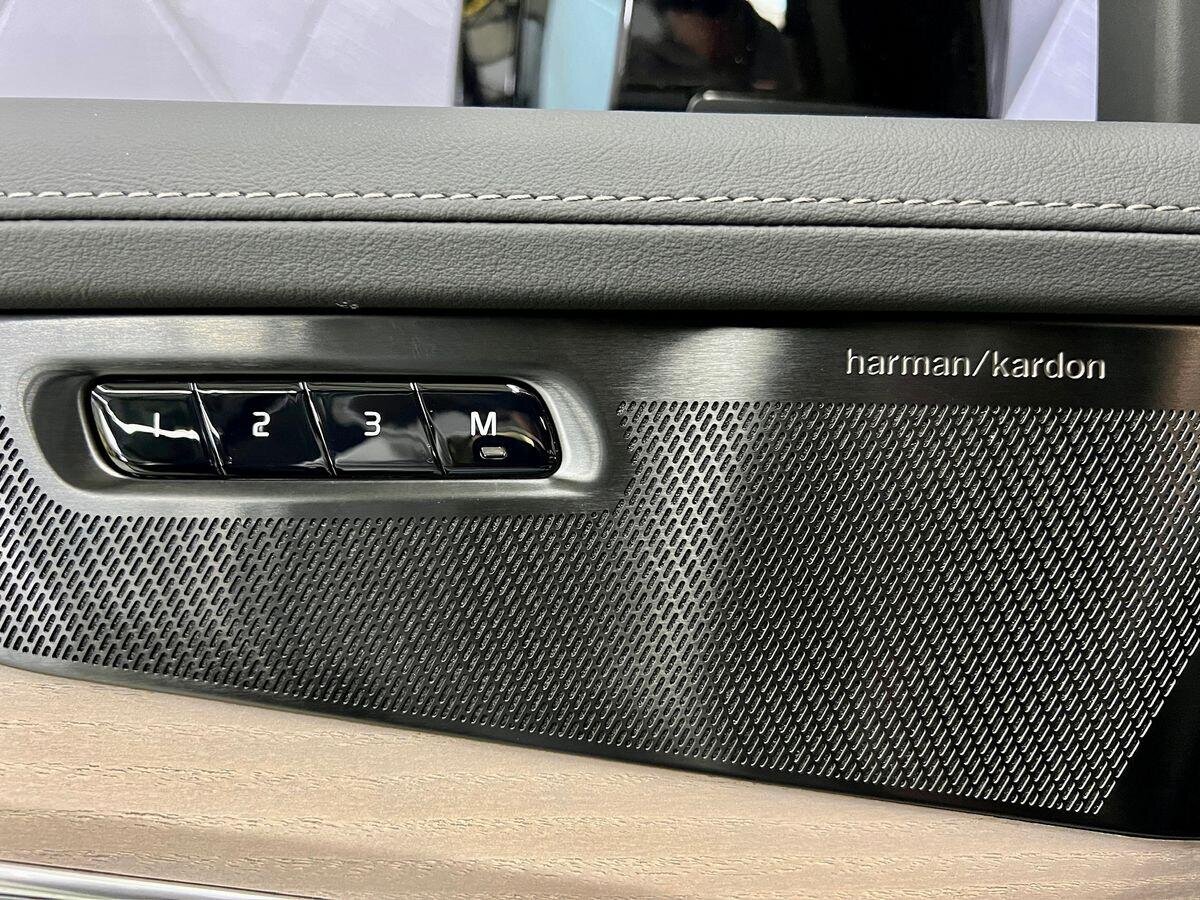 Volvo XC90 SUV / Terénní 2,0 l 184 kw