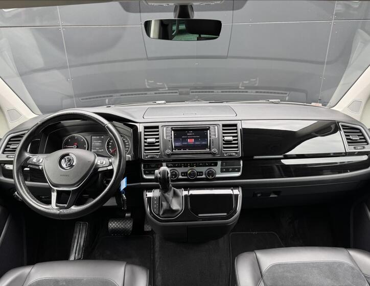 Volkswagen Multivan 14