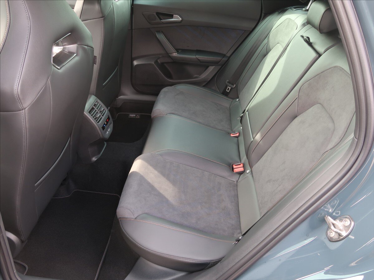 Cupra Formentor SUV / Terénní 2,0 l 195 kw