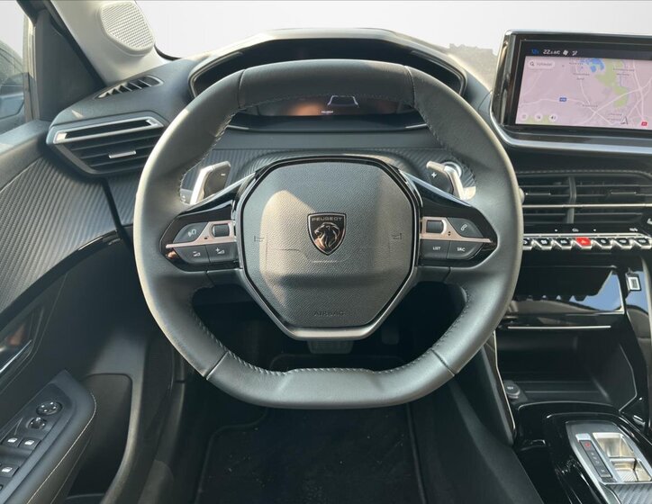 Peugeot 208 Hatchback 1,2 l 74 kw