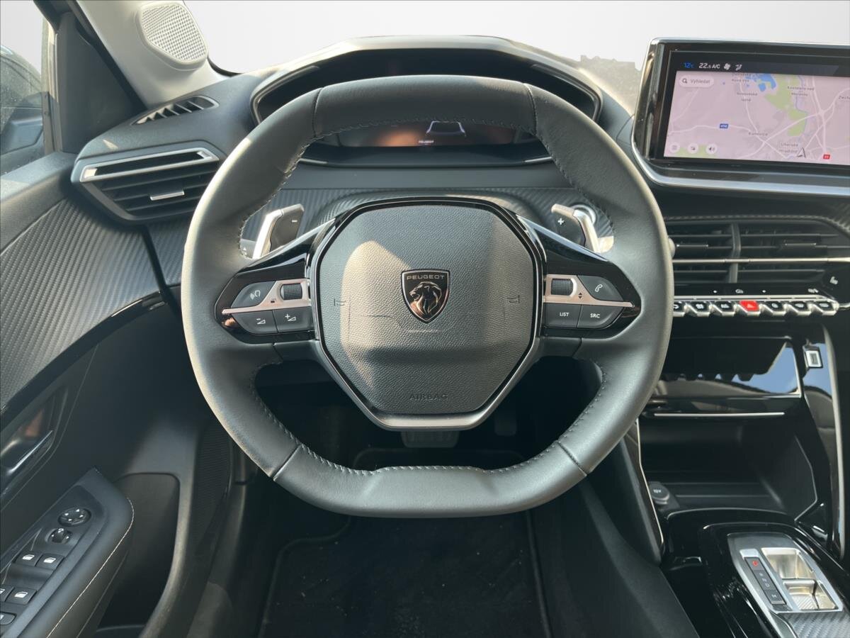 Peugeot 208 Hatchback 1,2 l 74 kw