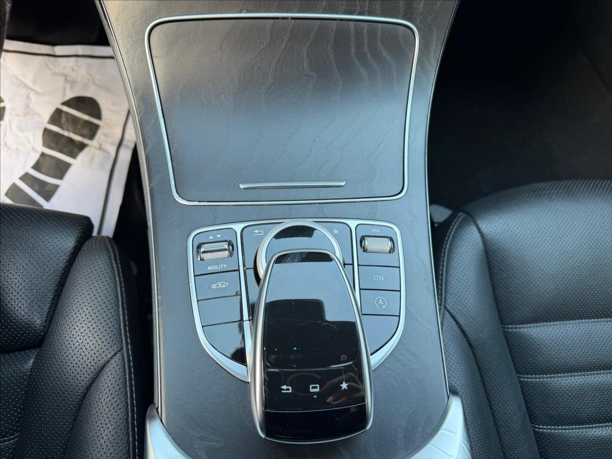 Mercedes-Benz Třídy C Kombi 2,1 l 150 kw