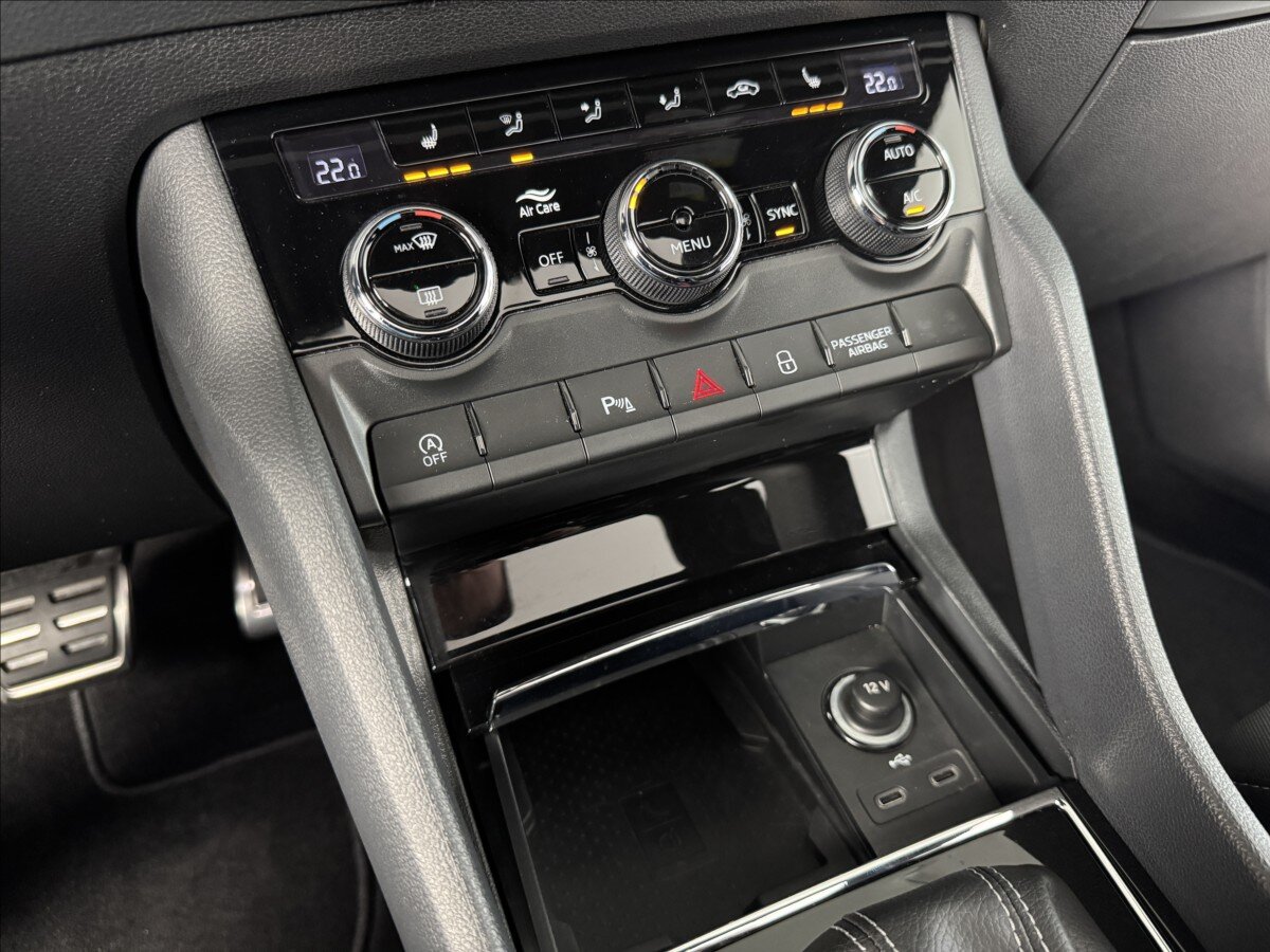 Škoda Karoq SUV / Terénní 2,0 l 85 kw