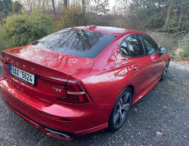 Volvo S60 Sedan / Limuzína 0,0 210 kw