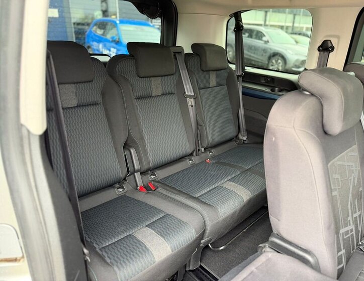 Peugeot Traveller VAN / Minibus 2,0 l 132 kw