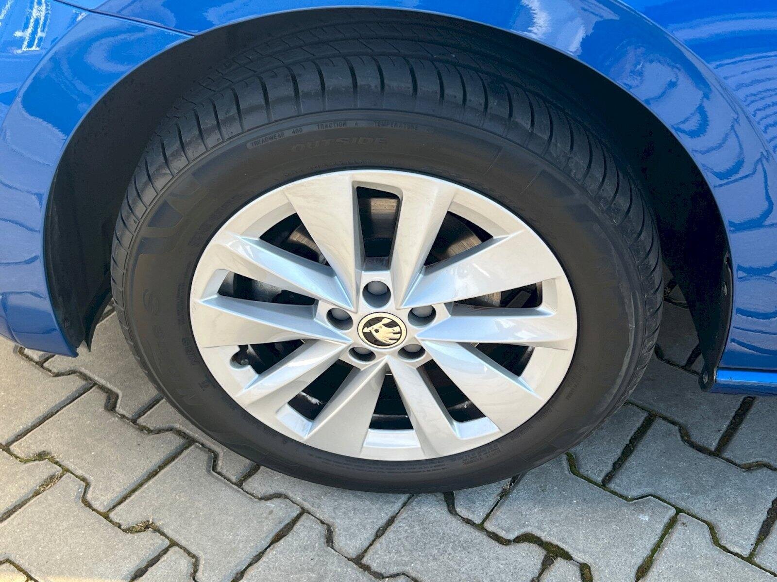 Škoda Scala Hatchback 1,0 l 85 kw