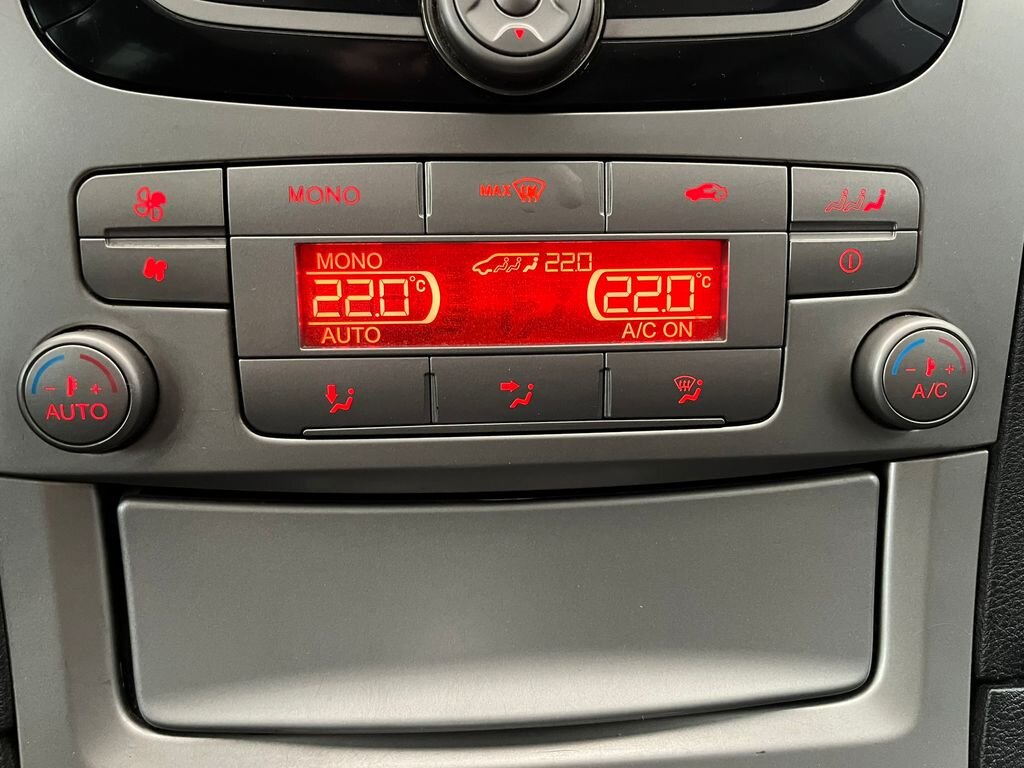 Ford Galaxy MPV 2,0 l 103 kw