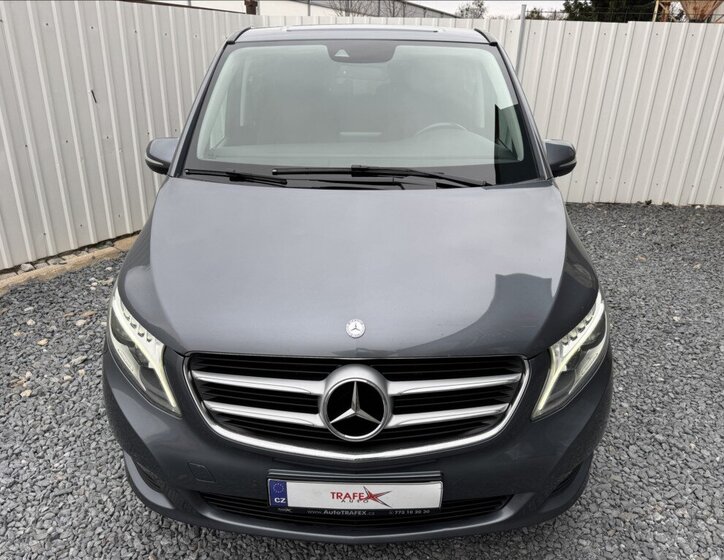 Mercedes-Benz Třídy V Kombi 2,1 l 120 kw