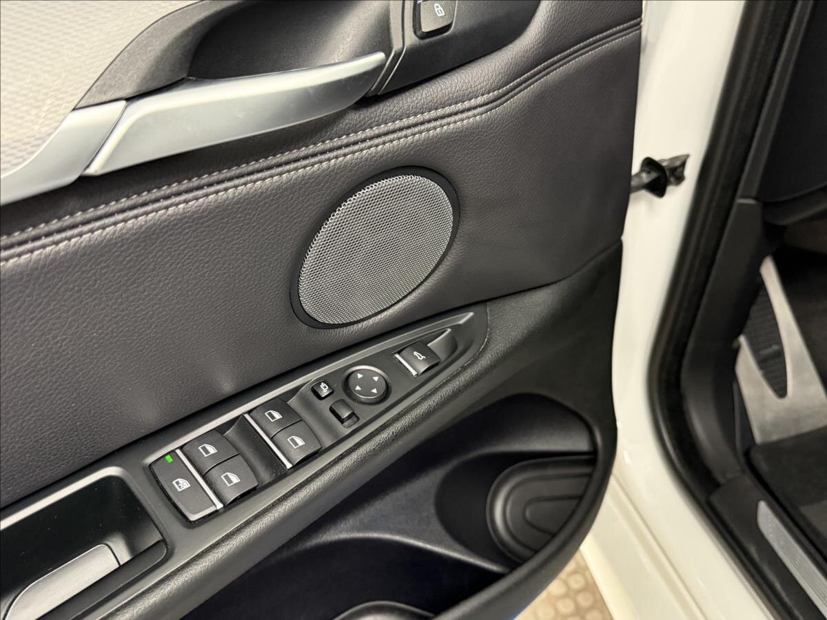 BMW X6 SUV 3,0 l 280 kw