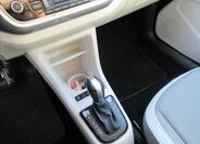 Volkswagen e-up! 13