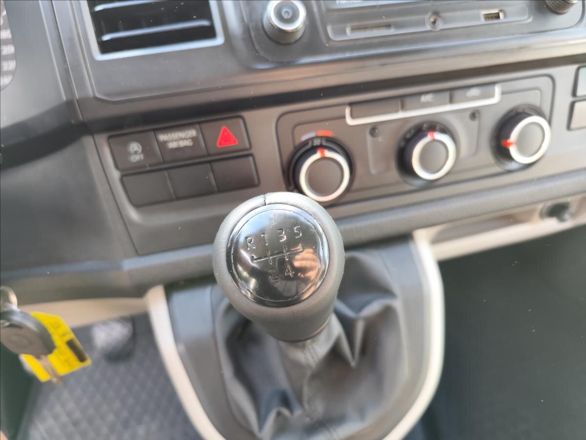 Volkswagen Transporter Ostatní 2,0 l 84 kw