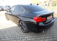 BMW Řada 3 Sedan / Limuzína 2,0 l 135 kw